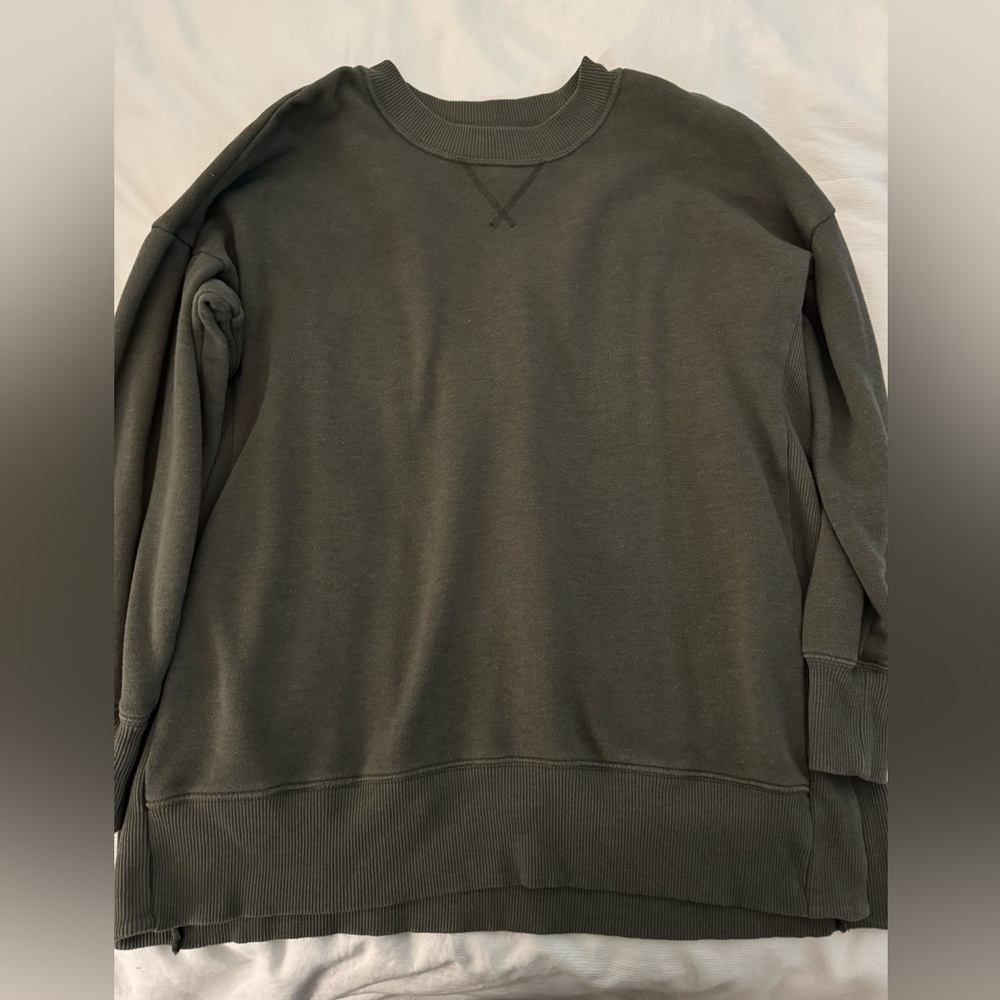 Aerie oversized sweater, size large, dark green
